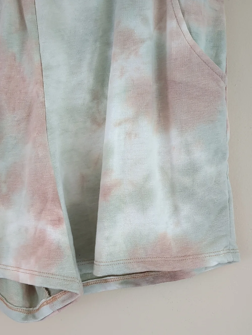 2X Dippin' Daisy's Tie Dye Pull On Shorts Lounge Soft Comfy Green